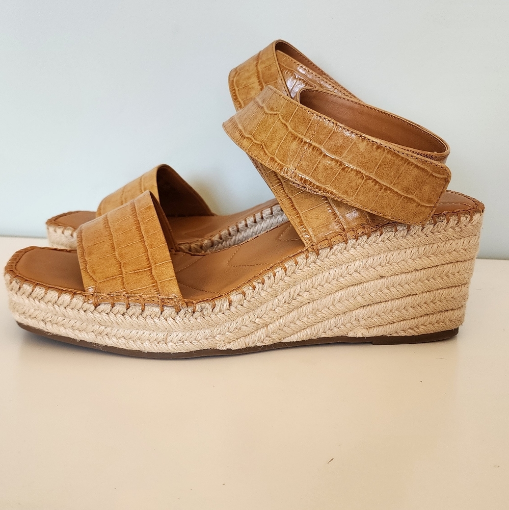 Franco Sarto Carezza Ankle Wrap Eapadrille Wedge Sandals Size 10 - Picture 3 of 11